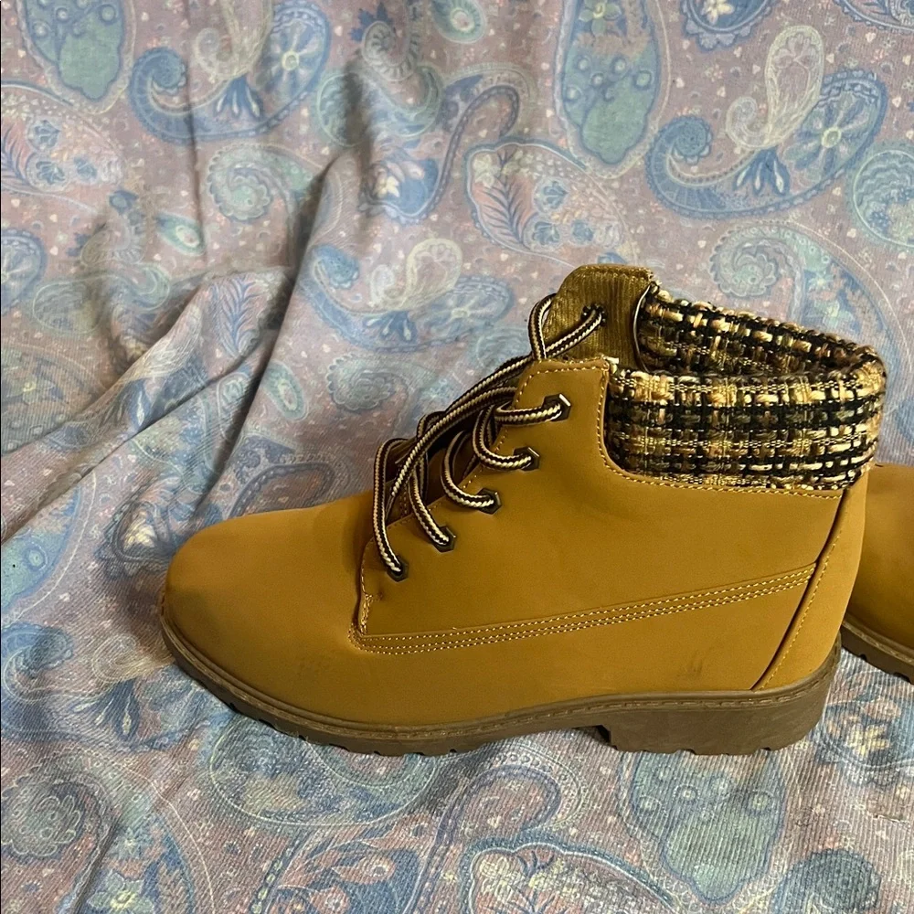 Tan Ankle Boots with Plaid Cuff - Picture 3 of 8